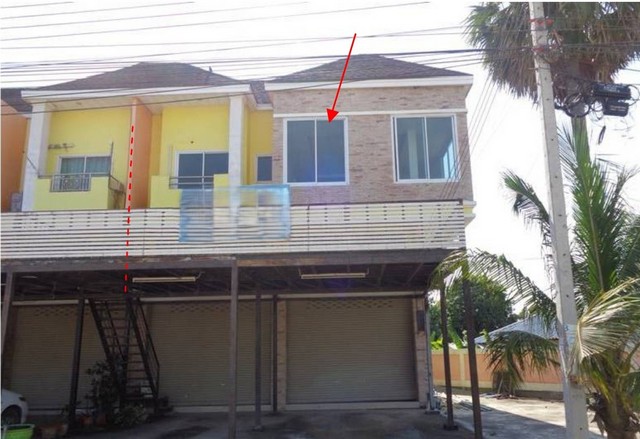   ขาย บ้านเดี่ยว/ทาวน์เฮ้าส์/คอนโด โครงการ ขาย อาคารพาณิชย์  อำเภอภาชี พระนครศรีอยุธยา  ตำบลภาชี อำเภอภาชี พระนครศรีอยุธยา  ราคาโปรโมชั่น  3,072,000    บาท    ลดจาก 5,632,000     บาท ราคาโปรโมชั่นตั้งแต่วันที่  13 มีนาคม - 31 พฤษภาคม 2569  รายละเอียดทรัพย์ -  เนื้อที่ 0-0-59 ตารางวา  -  2ห้องนอน2ห้องน้ำ -  1ที่จอดรถ  -  บ้านหันไปทางทิศตะวันตกเฉียงใต้   พิกัดทรัพย์ : https://maps.app.goo.gl/oCCLpGT98wGWLSRD6  สถานที่ใกล้เคียง   -  โร