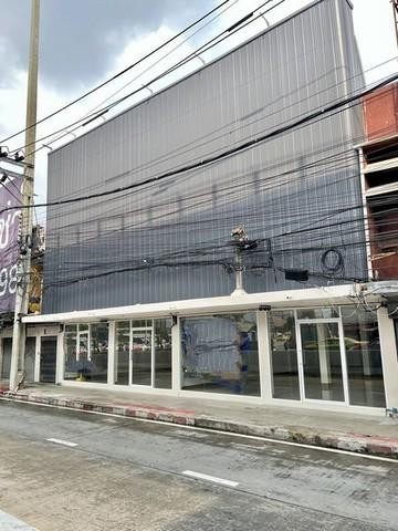 ให้เช่าอาคารพาณิชย์2ชั้น 2คูหาถนนจรัญสนิทวงศ์ 31 ใกล้ MRT แยกไฟฉาย ( สามารถตกแต่ง ต่อเดิมอาคารได้ )ราคาเช่า 60,000 บาท / เดือน ( สัญญาขั้นต่ำ 3 ปี ประกัน 3 เดือน ล่วงหน้า 1 เดือน )ที่ตั้ง ถนนจรัญสนิทวงศ์ ซอยจรัญสนิทวงศ์ 31/2 แขวงบางขุนศรี เขตบางกอกน้อย กรุงเทพ 10700ติดต่อ : คุณภัสพงณ์ 0634098164Line : deedee23https://www.facebook.com/profile.php?id=61581484955548พื้นที่ใช้สอย 210 ตารางเมตร หน้ากว้าง 7 เมตร ลึก 15 เมตร จำนวน 2 คูหา 2 ชั้นที�