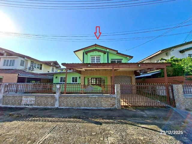   ขาย บ้านเดี่ยว/ทาวน์เฮ้าส์/คอนโด โครงการ เซนโทร รังสิต  ถนน/ซอย เลียบคลองรังสิตประยูรศักดิ์  ตำบล บึงยี่โถ อำเภอ ธัญบุรี จังหวัด ปทุมธานี  ราคาโปรโมชั่น  3,472,000    บาท    ลดจาก   4,700,000   บาท ราคาโปรโมชั่นตั้งแต่วันที่ 1 เมษายน 2569 – 30 มิถุนายน 2569  รายละเอียดทรัพย์ -  เนื้อที่ 52.10 ตร.ว.  พื้นที่ใช้สอย 144.25 ตร.ม. -  4 ห้องนอน 4 ห้องน้ำ  -  1 ที่จอดรถ  -  บ้านหันไปทางทิศ เหนือ  พิกัดทรัพย์ : https://maps.app.goo.gl/3bHhA