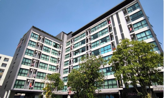  Code ID : PCI-06802  ราคา   1,487,840    บาท (ราคาต่อรองได้)    - เนื้อที่ 21.88 ตรม.  - 1 ห้องนอน 1 ห้องน้ำ   - 1 ที่จอดรถ   พิกัดทรัพย์ : https://maps.app.goo.gl/PpkckyAe6Wo3AVqh9  สถานที่ใกล้เคียง   ▸ใกล้สำนักงานที่ดินจังหวัดสมุทรปราการ สาขาบางพลี  ▸ใกล้วัดศิริเสาธง    สอบถามเพิ่มเติม / นัดชม โทร. 097-419-5982(พลอย) โทร. 096-932-4624(ออมสิน) Line : @panaya (มี@ด้านหน้า)  ปรึกษาสินเชื่อฟรี One Stop Service ดูแลตั้งแต่ต้นจนจบบริษัท ปณยาคิดดี จำกัด 