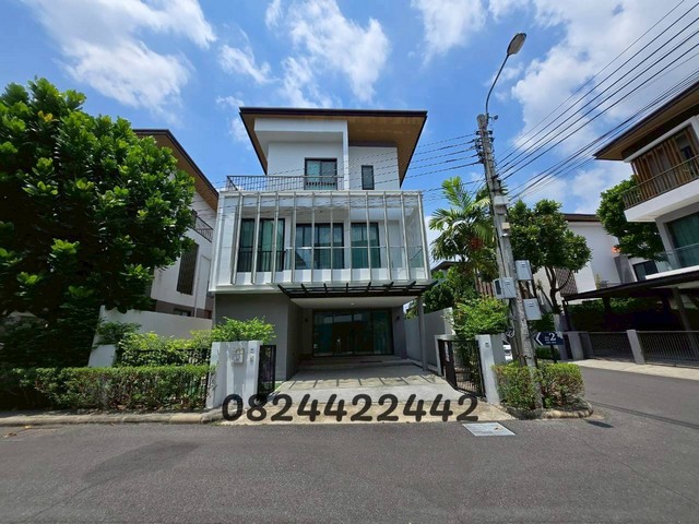 ราคาพิเศษ! บ้านเดี่ยว 3 ชั้น 52 ตร.ว. AQ Arbor สวนหลวง-พัฒนาการ แต่งสวย ฟังก์ชั่นครบ แปลงมุมด้านนอก เข้าออกสะดวกบ้านหรู สไตล์ Modern Tropical บนทำเลศักยภาพ เดินทางสะดวกเชื่อมต่อพัฒนาการ-อ่อนนุช-ศรีนครินทร์*สงวนลิขสิทธิ์ในการนำภาพไปใช้โดยไม่ได้รับอนุญาต#รายละเอียด- ที่ดิน 52 ตร.ว. แปลงมุม ด้านติดถนนโครงการ เข้าออกสะดวก- พื้นที่ใช้สอย 280 ตร.ม.- 4 ห้องนอน / 4 ห้องน้ำ / 2 ที่จอดรถ/ 1 ห้องครั�