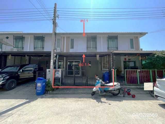   ขาย บ้านเดี่ยว/ทาวน์เฮ้าส์/คอนโด โครงการ บ้านพฤกษา 125 ลาดกระบัง-สุวรรณภูมิ 3ถนน วัดศรีวารีน้อย ตำบล หนองปรือ อำเภอ บางพลี จังหวัด สมุทรปราการ  ราคาโปรโมชั่น   1,240,000   บาท    ลดจาก   1,700,000    บาท ราคาโปรโมชั่นตั้งแต่วันที่ 1 เมษายน 2569 – 30 มิถุนายน 2569  รายละเอียดทรัพย์ -  เนื้อที่ 16.40 ตร.ว. พื้นที่ใช้สอย 102.50 ตร.ม. -  3 ห้องนอน 2 ห้องน้ำ  -  1 ที่จอดรถ  -  บ้านหันไปทางทิศ ตะวันตกเฉียงเหนือ  พิกัดท�