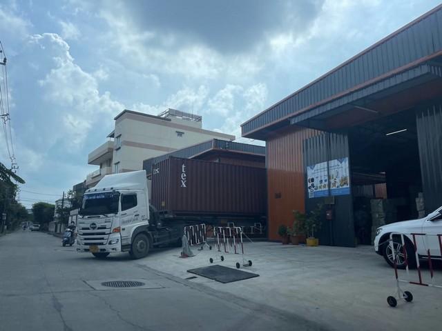 ให้เช่าโกดัง 308 ตรม. สร้างใหม่ ซอยลาดพร้าว 91 โกดังสูง เดินทางสะดวก ใกล้เลียบด่วนติดต่อ:: ชยา โทร/ID Line:: 0942823961Link Line:: https://line.me/ti/p/3xFA1An8Kcรหัส# T26-595โกดังสร้างใหม่ ซอยลาดพร้าว 91 โกดังสูง เดินทางสะดวก ใกล้เลียบด่วนพื้นที่ 308 ตร.ม.โกดังสูง 6 - 7.50 ม.ถนนซอยกว้าง เหมาะเก็บสินค้าใกล้เลียบด่วน ใกล้รถไฟฟ้าสายสีเหลืองเบื้องต้นขออนุญาตงดรับx ขนส่งx เก็บอาหารสดx event/organizerx เฟอร์นิเจอร์ แบบผลิต/ทำสี*** ร�