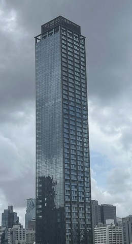 ขาย คอนโด Nimit Langsuan ทำเล Prime ใจกลางหลังสวน เหมาะสำหรับผู้ที่ต้องการคอนโด freehold ในย่านใจกลางเมืองที่ตั้ง: ถนนหลังสวน แขวงลุมพินี เขตปทุมวัน กรุงเทพมหานครรายละเอียดห้อง- ขนาด 80 ตารางเมตร- 2 ห้องนอน 2 ห้องน้ำราคาขาย 45000000 บาทสนใจนัดชมทรัพย์ติดต่อคุณเอก 081-852-3879Line ID: kamol_1964รายละเอียดเพิ่มเติม:http://www.estatealaddin.com/site/index.php?p=estate_details&id=5059
