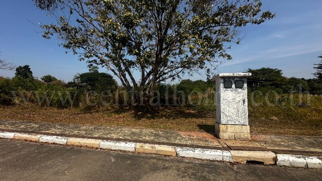 รหัสทรัพย์ : N1133ที่ดินเปล่า ถมแล้ว 106.7 ตร.วา หมู่บ้าน การ์เด้นลากูน่า - ฉะเชิงเทรา ถนนเมน ติดทะเลสาบที่ตั้ง&nbsp;: ตำบลคลองหลวงแพ่ง อำเภอเมืองฉะเชิงเทรา จังหวัดฉะเชิงเทรา 24000รายละเอียดทรัพย์&nbsp;-&nbsp;ที่ดินเปล่า ถมแล้ว เนื้อที่ 106.70 ตารางวา, หน้ากว้าง 17 เมตร ลึก 27 เมตร-&nbsp;ตั้งอยู่ ติดถนนเมน ถนนกว้างขวาง เดินทางเข้า-ออกสะดวกมาก- หันทาง ทิศตะวันออกเฉียงเหนือ (รับแดดเช้า ไม่ร้อน