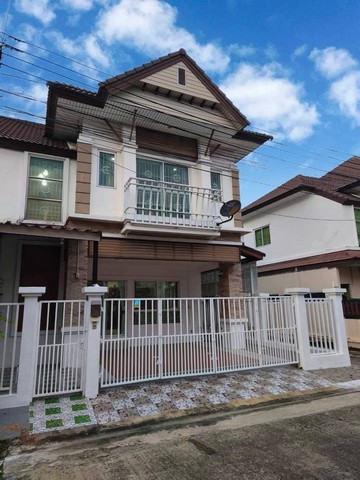 RT0953 ให้เช่าทาวน์โฮม 2 ชั้น หลังมุม 3 ห้องนอน 2 ห้องน้ำ หมู่บ้านเดอะทาวน์-เพิ่มสิน1 เฟอร์นิเจอร์ครบ  หมู่บ้านเดอะทาวน์-เพิ่มสิน1ที่ตั้ง  ถ. เพิ่มสิน แขวงสายไหม เขตสายไหม กรุงเทพมหานคร 10220ทาวน์โฮม 2 ชั้น หน้ากว้าง 9 เมตร (หลังมุม)ขนาด 24.5 ตรว. 3 ห้องนอน 2 ห้องน้ำ2 ห้องเก็บของ พื้นที่ใช้สอย 130 ตรม.เฟอร์นิเจอร์ และเครื่องใช้ไฟฟ้าครบมี รปภ. ตลอด 24 ชั่วโมงราคาเช่า 22,000 บาท/เดือน (รวมค่�
