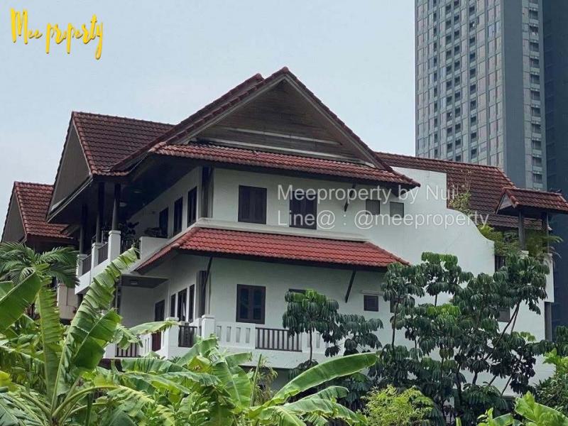 ขายด่วน! Luxury Townhouse #หลังมุม โครงการ Villa 49 Housing  – สุขุมวิท 49/13 ที่สุดของทำเล Prime Sukhumvit ใจกลางเมือง แต่ได้ความเป็นส่วนตัวสูง #ทาวน์เฮาส์ 4 ชั้น (หลังมุม)พื้นที่ใช้สอย 474 ตร.ม.ที่ดิน 46 ตร.วา4 ห้องนอน4 ห้องน้ำบรรยากาศเงียบสงบ เป็นส่วนตัวราคา 36,000,000  บาทเข้า-ออกสะดวกได้ทั้งสุขุมวิทเพชรบุรีตัดใหม่พิกัดที่ตั้งhttps://share.google/Ba977gKyNS0RpaAxXสิ่งอำนวยความสะดวกส่วนกลางสระว่ายน้ำรปภ. 24 ชั่วโมงเหมาะสำหรับ