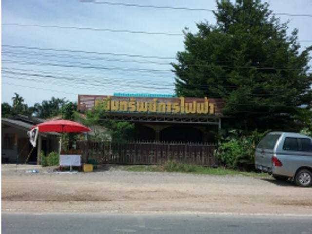    ขาย บ้านเดี่ยว/ทาวน์เฮ้าส์/คอนโด โครงการ ขาย ที่ดินพร้อมสิ่งปลูกสร้าง อำเภอคลองท่อม กระบี่   ตำบลพรุดินนา อำเภอคลองท่อม กระบี่   ราคาโปรโมชั่น 2,591,000     บาท    ลดจาก   4,385,000    บาท ราคาโปรโมชั่นตั้งแต่วันที่  13 มีนาคม - 31 พฤษภาคม 2569  รายละเอียดทรัพย์ -  เนื้อที่ 0-1-69 ตารางวา   -  บ้านหันไปทางทิศ เหนือ  พิกัดทรัพย์ : https://maps.app.goo.gl/DA3HFMN8i3dz1JEe8  สถานที่ใกล้เคียง   -  โรงพยาบาลส่งเสริมสุขภาพตำบล ตำบ�