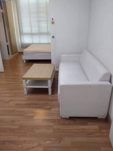 คอนโดทำเลดีใกล้รถไฟฟ้า เดินทางสะดวก เหมาะสำหรับผู้ที่มองหาคอนโดพร้อมอยู่ในทำเลเมืองที่ใช้ชีวิตได้ง่ายทั้งวันทำงานและวันพักผ่อนห้องสภาพดี พร้อมเฟอร์นิเจอร์และเครื่องใช้ไฟฟ้า เหมาะสำหรับอยู่อาศัยเองหรือรองรับลูกค้าต่างชาติที่ต้องการห้องพร้อมเข้าอยู่ทันทีรายละเอียดห้อง- 1 ห้องนอน 1 ห้องน้ำ- ขนาด 28 ตารางเมตร- อยู่ชั้น 4- อาคาร -- มีเฟอร์นิเจอร์และเครื่�