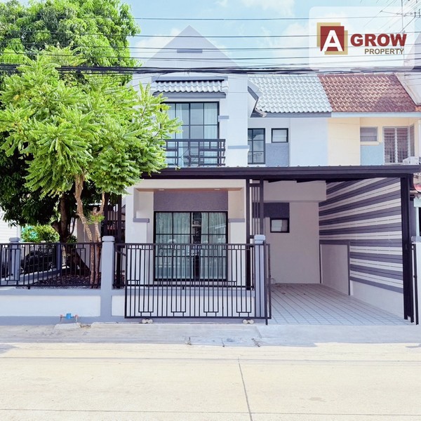หมู่บ้านพูนสินธานี 3 เคหะร่มเกล้า 64 บ้านหลังมุม รีโนเวทใหม่ทั้งหลัง เฟอร์ฯครบ ตกแต่งพร้อมอยู่ที่ตั้ง : ซอยเคหะร่มเกล้า 64 แขวงคลองสองต้นนุ่น เขตลาดกระบัง กรุงเทพมหานครรหัสทรัพย์ : AGT01274ราคาขาย : 2,990,000 บาท**ฟรีโอน**รายละเอียดทรัพย์ :- ทาวน์เฮ้าส์ 2 ชั้น- เนื้อที่ 30.4 ตรว.- 3 ห้องนอน- 2 ห้องน้ำ- 1 ห้องครัว- 1 ห้องโถง- 1 จอดในบ้าน- บ้านหันหน้าทางทิศใต้จุดเด่น :- บ้านหลังมุม รีโนเวทใหม�