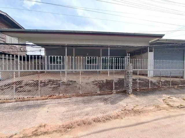   บ้านเดี่ยว ขอนแก่น ถนน สายบ้านหนองหิน - บ้านเต่านอ อำเภอ เมืองขอนแก่น  ถนน สายบ้านหนองหิน - บ้านเต่านอ ตำบล ศิลา อำเภอ เมืองขอนแก่น จังหวัด ขอนแก่น  ราคาโปรโมชั่น 1,601,000 บาท    ลดจาก 2,233,000 บาท ราคาโปรโมชั่นตั้งแต่วันที่ 1 เมษายน 2569 – 30 มิถุนายน 2569  รายละเอียดทรัพย์ -  เนื้อที่ 61.30 ตร.ว.  พื้นที่ใช้สอย 201.75 ตร.ม. -  3 ห้องนอน 3 ห้องน้ำ  -  2 ที่จอดรถ  -  บ้านหันไปทางทิศเหนือ  พิกัดทรัพย์ : https://maps.a