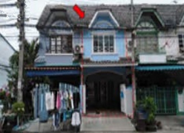   ขายทาวน์เฮ้าส์ 2 ชั้น โครงการ บ้านมนวดี     ตำบลบางคูรัด อำเภอบางบัวทอง นนทบุรี  ราคา  1,490,000  บาท  (ราคาต่อรองได้)  รายละเอียดทรัพย์ -  เนื้อที่  16 ตร.ว.  พื้นที่ใช้สอย 115 ตร.ม. -  2 ห้องนอน 2 ห้องน้ำ   -  ที่จอดรถ 1 คัน  พิกัดทรัพย์ : https://maps.app.goo.gl/FppAPFYtuWrVamRL9  สถานที่ใกล้เคียง   -  แม็คโคร สาขาบางบัวทอง -  โรงพยาบาลบางบัวทอง -  ไทวัสดุ บางบัวทอง -  ดูโฮม บางบัวทอง  รหัสทรัพย์ (Code ID)  : PZ-26-116   สอบถามเพิ่มเติม / �