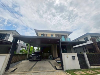 svs339  ให้เช่า บ้านเดี่ยว บุราสิริวงแหวนอ่อนนุช ซอยเจโมกิ่งแก้ว 25/1 เฟอร์นิเจอร์ครบ ที่ตั้ง ซอยกิ่งแก้ว25/1 (กาญจนาภิเษก 39) ต.ราชาเทวะ อ.บางพลี จ.สมุทรปราการ 10540- บ้านเดี่ยว 2ชั้น 70 ตรว. พื้นที่ใช้สอย 171 ตารางเมตร- 4ห้องนอน 3ห้องน้ำ 1ห้องครัว 1ห้องรับแขก- บรรยากาศดี เงียบสงบ จอดรถสะดวกสบายทั้งในและนอกบ้าน- ติดตั้งแอร์ ผ้าม่าน มุ้งลวด สัญญาณกันขโมยครบ- ห้องครัวบิวด์อิน ห้องน้�