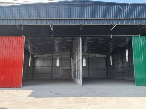 ให้เช่าโกดัง ลาดพร้าว101 โพธิ์แก้ว3 ขนาด 346ตรม. ใกล้ MRTลาดพร้าว101สนใจติดต่อ : คุณสราวุฒิ Tel. 0994108945Line : ballwuthราคา 53,000 บาทต่อเดือนล่วงหน้า1 เดือน ประกัน 3 เดือน สัญญาขั้นต่ำ 3 ปีขนาดโกดัง = กว้าง 10.5 ลึก 27 =283.5พื้นที่ใช้สอยรวม = 346 ตรม.ห้องน้ำ= 1ขนาดประตู = กว้าง 5.5 สูง 6เมตรขนาดถนนหน้าโกดัง= 8 เมตร +หน้าโกดัง 6 เมตร(จอดรถเก๋งสบายๆ 3-4 คัน )-ไฟฟ้า1เฟส30/100- รถใหญ่เข้าออกได้- ค่าน้ำค่าไฟ คิดตามมิเตอร์ที่