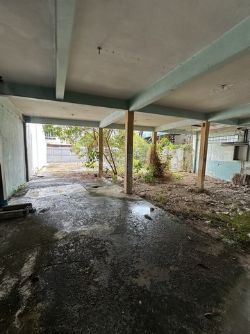 Land with Building for Sale — Rat Burana Main Road