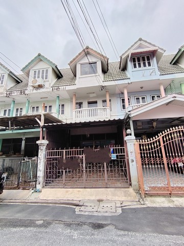 ขายทาวน์โฮม 3 ชั้น ถนนประชาอุทิศ ดอนเมือง กรุงเทพมหานคร