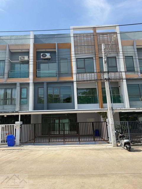 HR 10014 ให้เช่าทาวน์โฮม 3 ชั้น โครงการ เดอะ วิชั่น ลาดพร้าว นวมินทร์ ซอยนวมินทร์ 85