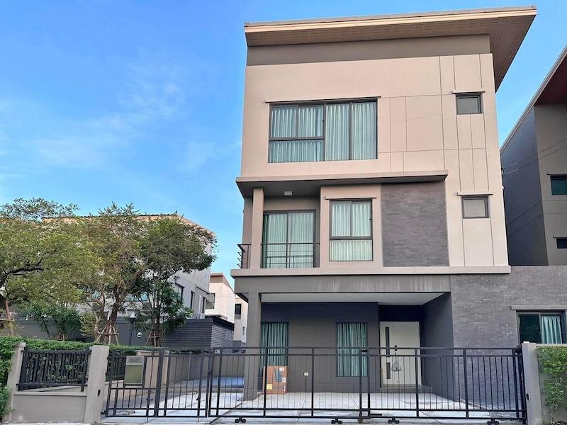 HR 10018 ให้เช่าบ้านกลางเมือง 3ชั้น รามอินทรา83 สเตชั่น สไตล์วิวล่าหรู ติดสวน บ้านติดหัวมุม ใกล้รถไฟฟ้าสายสีชมพู สถานีรามอินทรา 83 