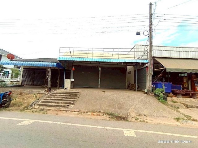   บ้านเดี่ยว กาฬสินธุ์ ถนน สายบ้านดงแหลม - คำพิบูล จังหวัด กาฬสินธุ์  ถนน สายบ้านดงแหลม - คำพิบูล (ทล.227) ตำบล โพน อำเภอ คำม่วง จังหวัด กาฬสินธุ์  ราคาโปรโมชั่น 3,454,000 บาท    ลดจาก 4,684,000 บาท ราคาโปรโมชั่นตั้งแต่วันที่ 1 เมษายน 2569 – 30 มิถุนายน 2569  รายละเอียดทรัพย์ -  เนื้อที่ 74.00 ตร.ว.  พื้นที่ใช้สอย 160.75 ตร.ม. -  1 ห้องนอน 1 ห้องน้ำ  -  1 ที่จอดรถ  -  บ้านหันไปทางทิศตะวันออก  พิกัดทรัพย์ : https://maps.app.goo.gl/mQY3