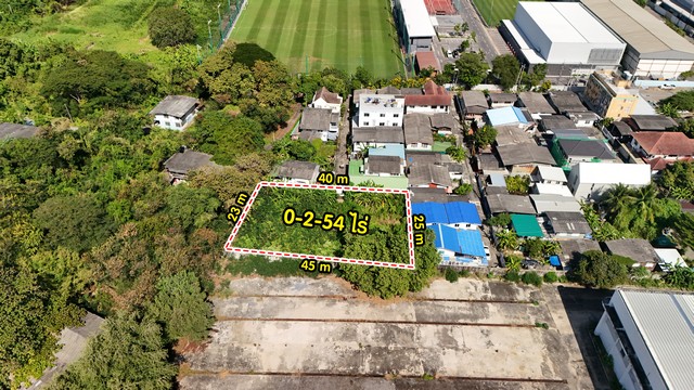  ขายที่ดินถมแล้ว ผังเมืองสีส้ม ขนาด 254 ตารางวา ในซอยสุขุมวิท 66/1 (ซอยพูนสิน) ทำเลทองเหมาะสำหรับสร้างบ้านอยู่อาศัย โฮมออฟฟิศ โรงงาน หรือโกดังสินค้า เดินทางสะดวกสบายเชื่อมต่อรถไฟฟ้า BTS ถึง 4 สถานี และใกล้จุดขึ้น-ลงทางด่วน  ราคาขาย : 25,146,000 บาท (เพียง 99,000 บาท / ตารางวา)  ค่าใช้จ่ายในการโอน ฝ่ายละครึ่ง      รายละเอียดที่ดิน - ขนาดพื้นที่: 254 ตารางวา - สภาพที่ดิน  ถมแล้วพร้อมเริ่มง