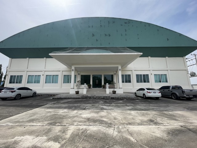 ขายโรงงานเนื้อที่ทั้งหมด 6-2-73 ไร่ บ่อเงิน ลาดหลุมแก้ว ปทุมธานีรหัสทรัพย์: FS254(กรุณาใช้รหัสนี้ในการสอบถาม FS254)โรงงานขนาด 1900 ตรม. (38x50)พื้นรับน้ำหนัก 0.5 ตัน/ตรม.สำนักงาน 380 ตรม. (38x10)หม้อแปลง 315 KVAมีใบรง.4 (เดิมเป็นโรงงานผลิตกระดาษกาว)มีพื้นที่เก็บของชั้นลอยสภาพโรงงานดีเยี่ยม พร้อมใช้งานพิกัด : ต.บ่อเงิน อ.ลาดหลุมแก้ว จ.ปทุมธานีราคาขาย 54,000,000 บาทTel: 062-6284052 (คุณเจ)Line ID: 0626284052Facebook Fanpage: JLT Real Estate ซื�