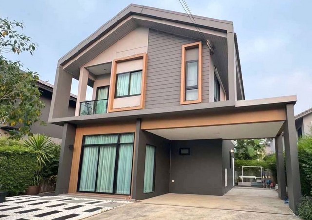 ให้เช่าบ้านเดี่ยว2ชั้น หน้าบ้านไม่ติดใคร และตรงข้ามวิวclub houseทำเลติดถนนใหญ่ ทิศเหนือ•50ตรว.•3ห้องนอน 2ห้องน้ำ 1ห้องครัว 1ห้องรับแขก•ที่จอดรถ2คัน•แอร์4เครื่อง เฟอร์นิเจอร์ครบ ,โต๊ะทานข้าว ,โซฟา, เตียงนอน, ตู้เสื้อผ้า , ตู้เย็น เครื่องซักผ้าอยู่ติดถนนราชพฤกษ์(ตัดใหม่)-346•ใกล้ทางด่วนศรีสมาน•ใกล้โรบินสันราชพฤกษ์•โรบินสันไลฟ์สไตล์ศรีสมานเงื่อนไข(ไม่รับสัตว์เลี้ยง