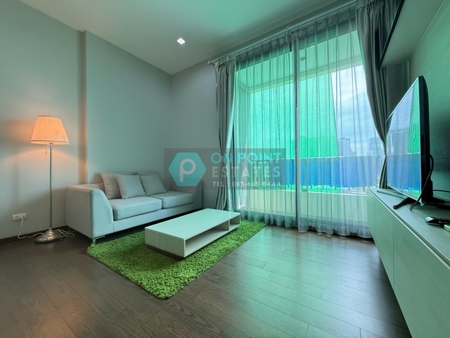 Q Asoke  (Agent Post)                        1 Bedrooms 1 Bathroom for Rent** RENTAL PRICE : 27,000 Baht / month (1 Year Contract) **Listing ID : A2855Location : Asoke-Phetchaburi IntersectionRoom Type : 1 Bedrooms 1 BathroomRoom Size : 47 Sq.m.Function :- Fully Furnished- Gym / Swimming pool / Sauna- MRT Phetchaburiคิว อโศกให้เช่า 1 ห้องนอน 1 ห้องน้ำ** ราคาเช่า : 27,000 บาท ต่อเดือน (สัญญา 1 ปี) **Listing ID : A2855พื้นที่ : สี่แยกอโศก-เพชรบุรีประเภท : 1 ห้องนอน 1 ห้องน้ำขนาด : 47 ตารางเมตรFunction :- ตกแต่งพร้อมอาศัย ฯ- ส่วนกลางประกอบด้วย ฟิตเนส / สระว่ายน้ำ / ซาวน่า ฯ- MRT เพชรบุรีContactJanyanan (Pang)Tel / WhatsApp : +66 (0) 95-663