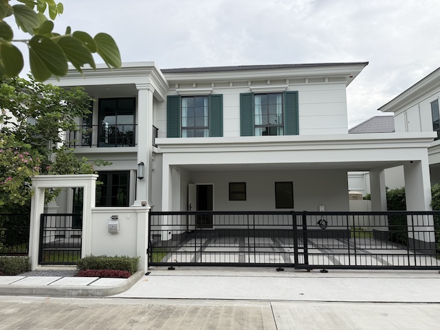 BH4155 ให้เช่าบ้านเดี่ยว เศรษฐสิริ บางนา กม.10 Setthasiri Bangna KM.10 บ้านหรู Sansiri ใกล้ Mega Bangna และโรงเรียนนานาชาติติดต่อ Agent คุณบัว (Bua)Tel: 093-646-4597 LINE ID: Bua093ราคาเช่า140,000 บาท/เดือน สำหรับสัญญา 2 ปี190,000 บาท/เดือน สำหรับสัญญา 1 ปีให้เช่าบ้านเดี่ยวหรู เศรษฐสิริ บางนา กม.10 (Setthasiri Bangna KM.10) โครงการคุณภาพจาก Sansiri ทำเลศักยภาพบางนา บ้านเดี่ยว 2 ชั้น ซอยส่วนตัว มีเพียง 4 หลัง บรรยากาศเงียบสงบ เหมาะสำหรับครอบครัวขนาดกลาง�