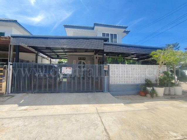 รหัสทรัพย์ : 6773บ้านเดี่ยว หมู่บ้าน การเคหะสุวินทวงศ์ พร้อมเฟอร์นิเจอร์ ราคาถูก บ้านสวย พร้อมอยู่ที่ตั้ง : ถนนสุวินทวงศ์ ซอย 11 แขวงแสนแสบ เขตมีนบุรี กรุงเทพมหานคร 10510รายละเอียดทรัพย์&nbsp;- บ้านเดี่ยว 2 ชั้น เนื้อที่ 52 ตารางวา พื้นที่ใช้สอย 210 ตารางเมตร- 3 ห้องนอน, 2 ห้องน้ำ, 1 ห้องรับแขก, 1 ห้องครัว, 2 ที่จอดรถ- แอร์ 4 เครื่อง, เครื่องทำน้ำอุ่น 2 เครื่อง, ปั๊มน้ำ + แทงก์น้ำ 1 ชุด- ต่อ