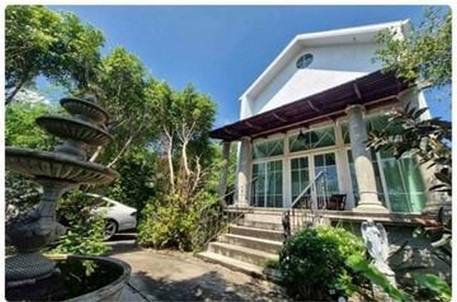 บ้านเดี่ยว สไตล์นอร์ดิก 5สเต็ป + ที่ดินผืนใหญ่ 206 ตร.ว. ใจกลางปากเกร็ด (เจ้าของขายเอง+ไม่รับมิจฉาชีพทุกกรณี)ทำเลรุ่งเรือง เหมาะทั้งอยู่อาศัย | โฮมออฟฟิศ | คาเฟ่ | ร้านอาหาร | โกดัง ซ.ติวานนท์–ปากเกร็ด 28 / เลี่ยงเมืองปากเกร็ด 4 เข้า-ออก ได้หลายเส้นทาง ใกล้รถไฟฟ้า ห้าง โรงเรียนฯ เดินทางสะดวกสบาย  หาของกินง่าย ใกล้ตลาด เซเว่น ร้านค้า ร้านอาหารมากมาย จุดเด่นที่หาไม่ได้ง