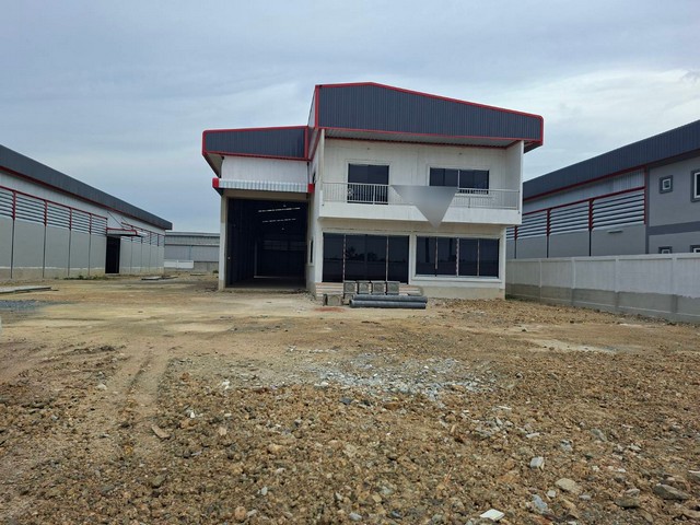 ขาย/ให้เช่าโรงงานเนื้อที่ทั้งหมด 1 ไร่ 2 งาน ผังชมพู ขอรง.4 ได้ บ้านเกาะ สมุทรสาคร รหัสทรัพย์ : FSFR065(กรุณาใช้รหัสนี้ในการสอบถาม FSFR065)หลังจากวางมัดจำ จะสร้างให้เสร็จภายใน 1 เดือนครึ่งโรงงานขนาด 14x60 เมตรออฟฟิศ 2 ชั้นขนาด 10x9 เมตร x2 ชั้นไฟฟ้า 3 เฟส โหลด 100หม้อแปลง 50 KVAน้ำประปาพร้อมด้านหน้าโรงงานจะเทคอนกรีตเต็มพื้นที่ด้านข้างโรงงานฝั่งประตูจะเทคอนกรีต 3 เมตรทำรั้วกั้นระหว่�