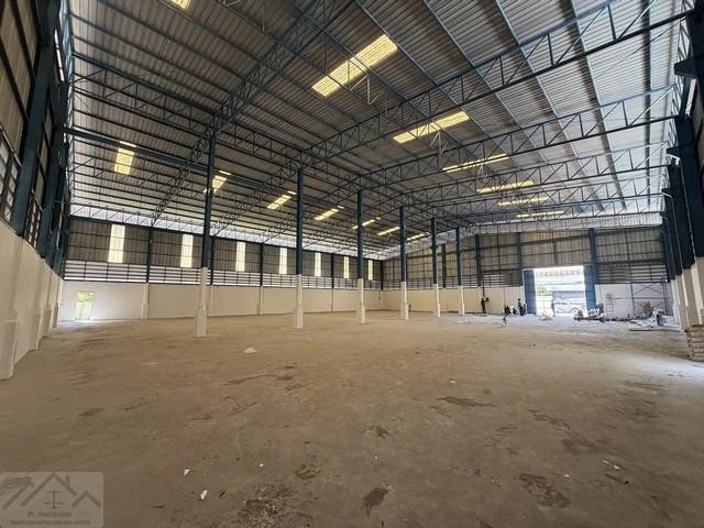 ให้เช่า โกดัง โรงงาน ในพื้นที่ผังสีม่วง พื้นที่ 1,000 ตร.ม.โซน เทพารักษ์ สมุทรปราการ ย่านนิคมอุตสาหกรรมบางพลี** Agent **ติดต่อ คุณปอ : 061 619 8565ID line: 061 619 8565แอดไลน์กดที่ลิงค์นี้ได้เลยครับ : https://line.me/ti/p/zu0mm-ozFXติดต่อ คุณบิว : 081 252 3279 ID line: 061 787 9691แอดไลน์กดที่ลิงค์นี้ได้เลยครับ : https://line.me/ti/p/SR5Ehdv_q-** รหัส BT219ราคา 220,000 บาท/เดือน ประกัน 3 เดือน ล่วงหน้า 1 เดือน สัญญาขั้นต่ำ 3 ปีโรงงานหลังเดี่ยวปรับปรุงใหม่ ขนาด 1,000 ต�