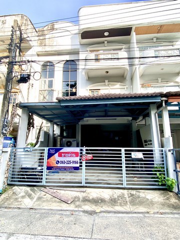 ขาย ทาวน์ เฮ้าส์ ทาวน์ โฮม 3 ชั้น หมู่บ้าน 84 แมนชั่น ลาดพร้าว 84 ประดิษฐ์มนูธรรม 3 ห่างถนนใหญ่ เลียบด่วน รามอินทรา เพียง 300 เมตร(รหัสทรัพย์ที่ : 60007)บ้านเลขที่ 188/138 ซอย หมู่บ้าน 84 ประดิษฐ์มนูธรรม 3 (เลียบด่วน รามอินทรา) แขวงวังทองหลาง เขตวังทองหลาง กรุงเทพฯ 10310Google map: https://maps.app.goo.gl/NPCEuDAewBNwJtvZ8รายละเอียด•ทาวน์ เฮ้าส์ ทาวน์ โฮม 3 ชั้น เลขที่ 188/138•หน้ากว้าง 6 เมตร ลึก 20 เมตร หน้าบ้านหันทิศตะวันอ�