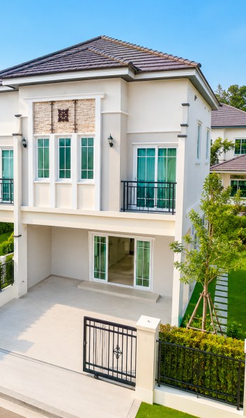 4นอน ศรีนครินทร์-หนามแดง เมกา บางนา 3.2 กม. ทาวน์โฮม  2ชั้น พร้อมชั้นลอย  3 น้ำ ใกล้รร.นานาชาติสิงคโปร์สุวรรณภูมิ 700 ม. 18 ตร.ว.145 ตร.ม.29,999 B-M.บ้านสวยสภาพใหม่ พร้อมเฟอร์ฯ และเครื่องใช้ไฟฟ้าครบ บรรยากาศเงียบสงบ ติดถนนใหญ่  หนามแดง-บางพลี  เอเวอร์ซิตี้  เหมาะสำหรับอยู่อาศัยหรือโฮมออฟฟิศ เดินทางสะดวก ใกล้รพ.สต.บางแก้ว 800 ม.ตลาด และรถไฟฟ้าMRT 4bed Srinakarin-NamDaeng Mega Bangna 3.2km. Two-story townhome with mezzanine featuring3bath near Singapore In