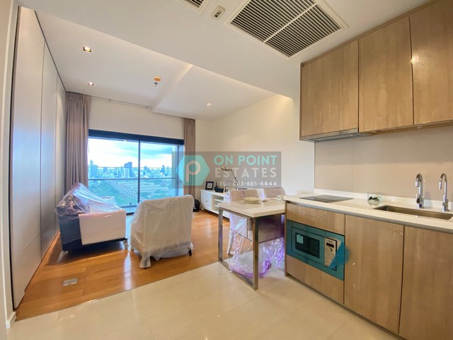 Circle Living Prototype  (Agent Post)                       1 Bedroom 1 Bathroom for Rent** RENTAL PRICE : 25,000 Baht / month (1 Year Contract ) **Listing ID : A782Location : New Petchaburi Road.Room Type : 1 Bedroom 1 BathroomRoom Size : 47 Sq.m.Function :- Fully Furnished- Gym / Swimming pool / Sauna- BTS Nana / MRT Petchaburi and Airport Link Shuttle serviceเซอร์เคิล ลิฟวิ่ง โปรโตไทป์ให้เช่า 1 ห้องนอน 1 ห้องน้ำ** ราคาเช่า : 25,000 บาท ต่อเดือน (สัญญา 1 ปี) **Listing ID : A782พื้นที่ : ถนน เพชรบุรีตัดใหม่ประเภท : 1 ห้องนอน 1 ห้องน้ำขนาด : 47 ตารางเมตรFunction :- ตกแต่งพร้อมอาศัย ฯ- ส่วนกลางประกอบด้วย ฟิตเนส / สระว่ายน้ำ / ซ�