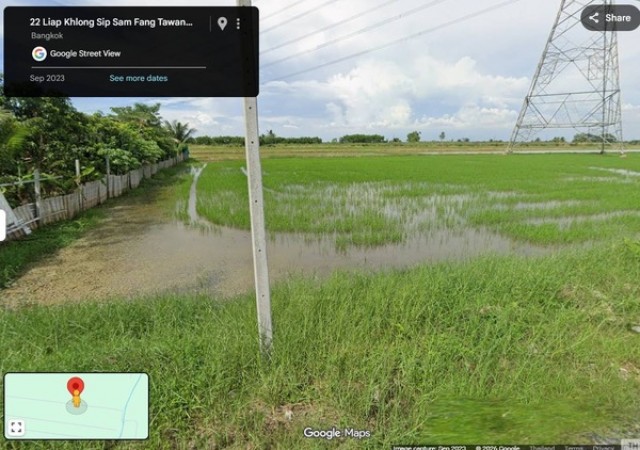 ขายที่ดินเปล่า ทำเลดี ซ.เลียบคลองสิบสาม ฝั่งตะวันออก 6 ต.คลองสิบสอง อ.หนองจอก เนื้อที่ 194 ตารางวา ราคา10,000/ตรวเหมาะสำหรับสร้างบ้านพักอาศัย บ้านสวน โกดังขนาดเล็ก หรือซื้อเก็บลงทุนในอนาคต บรรยากาศสงบ พื้นที่กำลังขยายตัว เดินทางสะดวก เข้า-ออกได้หลายเส้นทาง ทำเล: ซอยเลียบคลองสิบสามฝั่งตะวันออก6 เขตหนองจอก กรุงเทพฯ ขนาด: 194 ตารางวา พื้นที่สวย หน้ากว้างประมาณ 15 เมตร 
