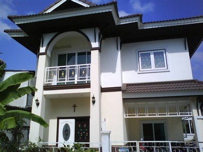 ขายบ้านเดี่ยวบางบอน เอกชัย 83 หมู่บ้านโอฬาร ใกล้พระราม 251.3 ตร.ว. | 4 ห้องนอน 4 ห้องน้ำ | บ้านพร้อมผู้เช่า | เหมาะรีโนเวท.TPI-3179.ขายบ้านเดี่ยว 2 ชั้น หมู่บ้านโอฬาร เอกชัย 83 ทำเลบางบอน–พระราม 2 เนื้อที่ 51.3 ตารางวา บ้านสภาพเดิม มีผู้เช่าอยู่แล้ว ค่าเช่า 16,000 บาท/เดือน เหมาะสำหรับผู้ซื้อที่มองหาบ้านเดี่ยวมือสองในทำเลเมือง หรือต้องการรีโนเวทเพิ่มมูลค่าในอนาคต.ตัวบ้านมีโครงสร�