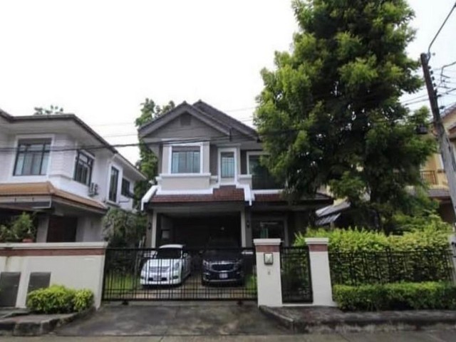 ให้เช่า บ้านเดี่ยว 2 ชั้น โครงการ เศรษฐสิริ วงแหวน-สุขาภิบาล2 เดินทางสะดวก เข้า–ออกได้ทั้งถนนวงแหวนกาญจนาภิเษก** Agent **ติดต่อ คุณปอ : 061 619 8565ID line: 061 619 8565แอดไลน์กดที่ลิงค์นี้ได้เลยครับ : https://line.me/ti/p/zu0mm-ozFXติดต่อ คุณบิว : 081 252 3279 ID line: 061 787 9691แอดไลน์กดที่ลิงค์นี้ได้เลยครับ : https://line.me/ti/p/SR5Ehdv_q-** รหัส BT231ราคาเช่า 32,000 บาท/เดือน- บ้านเดี่ยว 2 ชั้น โครงการ เศรษฐสิริ วงแหวน-สุขาภิบาล 2 (Setthasiri Wongwaen-Sukhaphiban 2)- ที่ดินขนา