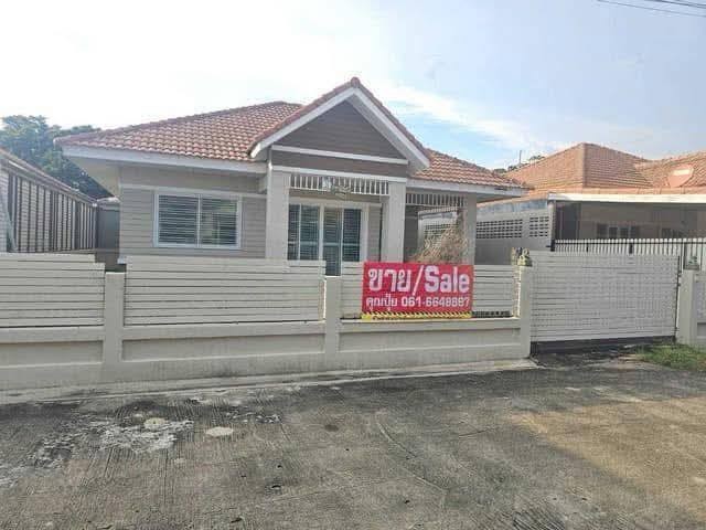 ขายบ้านเดี่ยวหมู่บ้านศศิธร 13 บ้านเดี่ยวแก่งคอยสระบุรีต.แก่งคอย อ.แก่งคอย จ.สระบุรีบ้านเดี่ยว 1 ชั้น• เนื้อที่ 54 ตร.ว• พื้นที่ใช้สอย 100 ตร.ม• 3 นอน 2 น้ำ• หน้าบ้านทิศใต้• ถนนหน้าบ้านกว้าง 6 เมตร• เข้าออกได้หลายทางขาย 1,990,000 บาทสอบถามเพิ่มเติม นัดดูบ้านและที่ดิน ติดต่อTel : 062-5566954 (คุณปุ้ย) | Line ID : 0616649897#ขายบ้านเดี่ยวสระบุรี #บ้านมือสองสระบุรี#ขายบ้านมือสองสระบุรี #ขายบ้านสระบุร�