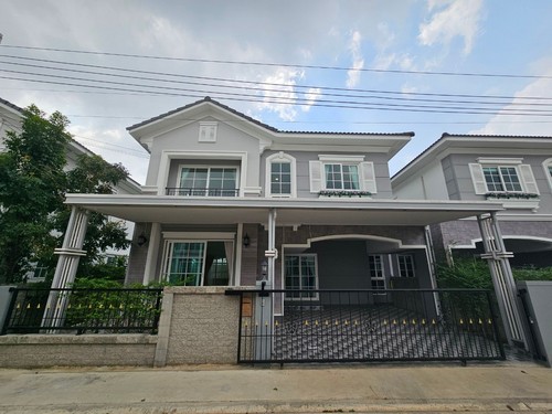 Sssb0296 ขาย บ้านแฝด โกลเด้น นีโอ สุขุมวิท ลาซาล  ใกล้ไบเทคบางนา สุขุมวิท 113  ที่ตั้ง  หมู่ 10 ต.สำโรงเหนือ อ.เมือง จ.สมุทรปราการ 1027035.7 ตารางวา พื้นที่ใช้สอย 136 ตารางเมตร3 ห้องนอน 3 ห้องน้ำ1 ห้องรับแขก 1 ห้องอาหาร, 1 ห้องครัว และห้องอเนกประสงค์  ที่จอดรถ 2 คัน** เพื่อเป็นการรวดเร็วในการตรวจสอบ รบกวนคุณลูกค้า copy linkประกาศหรือขอรหัสประกาศส่งมาด้วยค่ะ**ติดต่อสอบถาม CALL: 092 798 8789 Line: @956uovqphttps://lin.ee/kKvaD