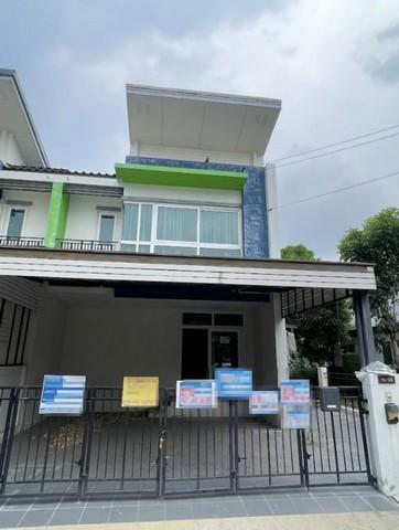 ขายทาวน์โฮม2ชั้น34ตร.วโครงการหมู่บ้านรสาแกรนด์วิลล์หลังมุมซอยพหลโยธิน73ใกล้เซียร์ รังสิต ขายตามสภาพราคาขาย 3,423,000 บาท (ราคาพิเศษถึงวันที่ 31/05/2569)ราคาเต็ม 4,070,000 บาทที่ตั้ง ถนนพหลโยธิน ซอยพหลโยธิน 73 แขวงสีกัน เขตดอนเมือง กรุงเทพมหานครติดต่อ : คุณภัสพงณ์ 0634098164Line : deedee23https://www.facebook.com/profile.php?id=61581484955548เนื้อที่ 34 ตารางวา จำนวน 2 ชั้น 3 ห้องนอน 2 ห้องน้ำบ้านหลังมุม พื้นที่ใช้สอยกว้างเหมาะสำห�