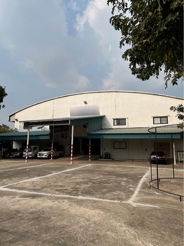 ขายโรงงานพื้นที่ใช้สอย 3400 ตรม. บางบัวทอง นนทบุรีรหัสทรัพย์: FS240(กรุณาใช้รหัสนี้ในการสอบถาม FS240)เนื้อที่ทั้งหมด 3 ไร่ 3 งาน 80 ตรว.พื้นโรงงานรับน้ำหนัก 700 กก/ตรม.มีออฟฟิศชั้นเดียวบ้านพักคนงาน 20 ห้องหม้อแปลงขนาด 400 KVAลานจอดรถ จอดรถได้ 25 คันรถคอนเทนเนอร์ 40 ฟุตเข้าออกได้พิกัด : ต.บางบัวทอง อ.บางบัวทอง จ.นนทบุรีราคาขาย 70,000,000 บาทTel: 062-6284052 (Thai)Line ID: 0626284052Tel: 085-1498866 (Chinese, English)Line ID: 0851498866Wechat: zhou20171188Facebook Fanpage: JLT Re