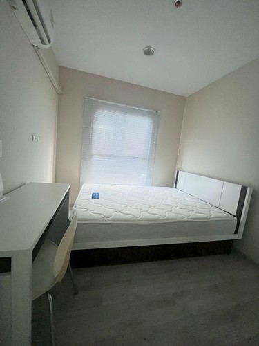 Dfb0142 ให้เช่า   plum condo central station เฟส 2 ชั้น 7 ติดเซ็นทรัลเวสเกตที่ตั้ง: ติดเซ็นทรัลเวสต์เกต ริมถนนรัตนาธิเบศร์  ใกล้ MRT ตลาดบางใหญ่ MRT สามแยกบางใหญ่ ขนาด: 24 ตรม. 1 ห้องนอน 1 ห้องน้ำชั้น 7เงื่อนไขการเช่า>มัดจำ 2 เดือน จ่ายล่วงหน้า 1เดือน สัญญา 1 ปีค่ะ พร้อมเข้าอยู่ได้เลยค่ะสนใจชมทรัพย์ /สอบถามCALL : 0615659566 , 0927988789LINE : @differthailand (ซื้อ,เช่า)https://lin.ee/buyCimXhttps://www.facebook.com/Differestate----------------DIFFER ESTATE CO.,LTD.เป็นบริษัทจดทะเบียนถูกต้
