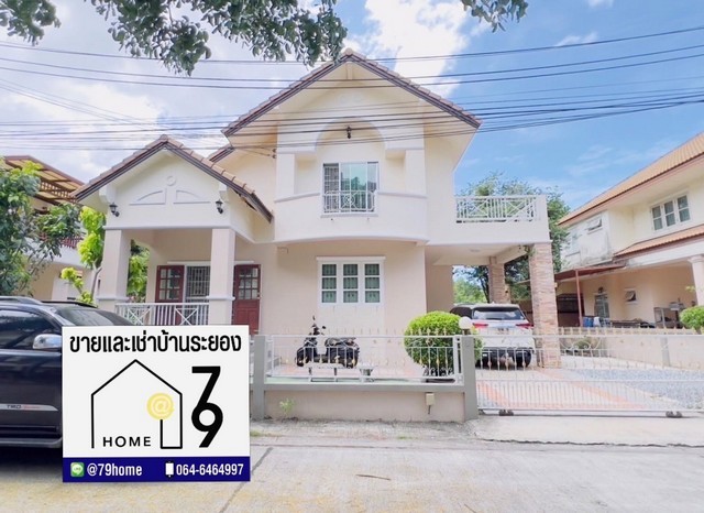Vายและให้เช่าบ้านเดี่ยว 2 ชั้นถนนราชชุมพล แหลมทอง ตัวเมืองระยอง ราคาเช่า 15,000 บาท /เดือน  (เก็บล่วงหน้า 3เดือน ) ราขาขาย 3.xx ลบ.  พื้นที่ 73.5 ตร.ว3 ห้องนอน 2 ห้องน้ำ 1 ห้องครัว1 ห้องโถงที่จอดรถ 2 คัน  พร้อมเฟอร์นิเจอร์ เช่นเครื่องปรับอากาศ 4 เครื่อง เครื่องทำน้ำอุ่น ชุดโซฟาเตียงนอนพร้อมที่นอน 3 ห้องนอนชั้นวางโทรทัศน์  สถานที่ใกล้เคียง•ใกล้ถนนราชชุมพล ค.2 •ใกล้ห้าง Passion Shopping Destination �