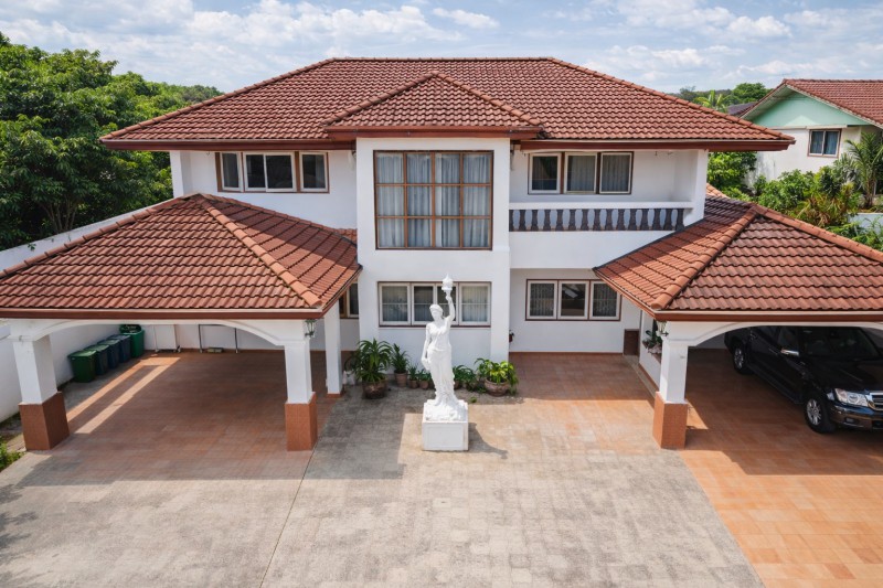 ทำเลศักยภาพ อิมแพ็ค เมืองทองธานี 1 กม. ใกล้MRTศรีรัช 500ม. คฤหาสน์ เมืองทองธานี 900ม.  2 ชั้น 5 นอน 4 น้ำ  ไทวัสดุ แจ้งวัฒนะ  90 ตร.ว.พื้นที่ใช้สอย 360 ตร.ม. 34,998B-M. เหมาะสำหรับพักอาศัย โฮมออฟฟิศ หรือที่พักผู้บริหาร โรงพยาบาล โรงเรียน ทางด่วน และแหล่งอำนวยความสะดวกครบครันnear MRT SriRatcha 500m. Mansion MuangThongThani 900m. Two-story detached house  5bed 4bath ThaiWatsadu ChaengWattana. Land area 90sq.wa. usable area 360sq.m. Rent 34,998THB/month. Suitable for residential use home office or executive residence. Prime location near Impact Muang Thong Thani 1 km. hospitals sc
