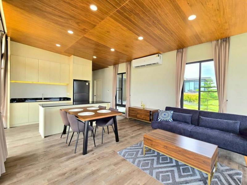 ขายพูลวิลล่าเขาใหญ่ วิวพาโนรามา! บ้าน 2 หลังพร้อมสระส่วนตัว เหมาะทำ Airbnb ลงทุนคุ้ม เฟอร์ครบ เลี้ยงสัตว์ได้ 14.9 ลบ.