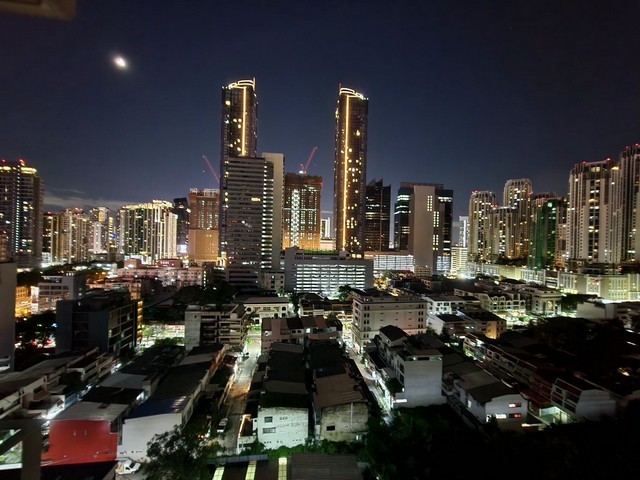 ขายคอนโด ลุมพินี เพลส พระราม 9 - รัชดา ทำเลดีใกล้ MRT พระราม 9 เหมาะสำหรับอยู่อาศัยเองหรือซื้อเก็บเป็นทรัพย์สินระยะยาวห้องฟังก์ชันลงตัว เดินทางสะดวก รายล้อมด้วยแหล่งอำนวยความสะดวก เหมาะกับทั้งผู้ซื้ออยู่เองและนักลงทุนปล่อยเช่ารายละเอียดห้อง- 1 ห้องนอน 1 ห้องน้ำ- ขนาด 37 ตารางเมตร- ชั้น 17- อาคาร A- มีเฟอร์นิเจอร์และเครื่องใช้ไฟฟ้าจุดเด่น- ทำเลใกล้ MRT พระราม 9- ห้องพร