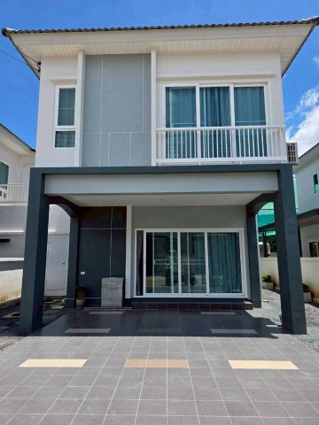 ให้เช่าเพียง 32,000 บาท/เดือน #ศุภาลัยเบลล่า #ดอนแก้ว–#แม่ริม บ้านแฝด 2 ชั้น ใหม่แกะกล่อง หน้าโครงการมีแหล่งไลฟ์สไตล์ครบ เดินทางเข้าเมืองสะดวก พร้อมเฟอร์นิเจอร์และเครื่องใช้ไฟฟ้าครบ #หิ้วกระเป๋าเข้าอยู่ได้ทันทีรายละเอียดบ้านพื้นที่ดิน 46 ตร.ว.พื้นที่ใช้สอย 149 ตร.ม.3 ห้องนอน3 ห้องน้ำจอดรถได้ 2 คันแอร์ครบทุกห้องเฟอร์นิเจอร์และเครื่องใช้ไฟฟ้าครบค่าเช่า 32,000 บาท/เดือ�