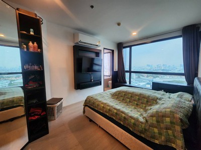 ขายคอนโด Rhythm Sukhumvit 44/1 (ริทึ่ม สุขุมวิท 44/1) ติด BTS พระโขนง 70 ม. | 47.94 ตร.ม. ชั้น 15 พร้อมอยู่ .TPI-3219.คอนโดทำเล Prime สุขุมวิท เดินเพียงประมาณ 70 เมตร ถึง BTS พระโขนง เหมาะทั้งอยู่อาศัยและลงทุนปล่อยเช่า ห้องขนาด 47.94 ตร.ม. ใหญ่กว่าห้อง 1 ห้องนอนของหลายโครงการใหม่ในโซนสุขุมวิท ได้พื้นที่ใช้สอยจริง ครัวแยก ระเบียงส่วนตัว วิวเมือง พร้อมเข้าอยู่ทันที.ที่ตั้ง : ถนนสุขุมวิท 44/1 แขวงพระโขนง เขตคลอง