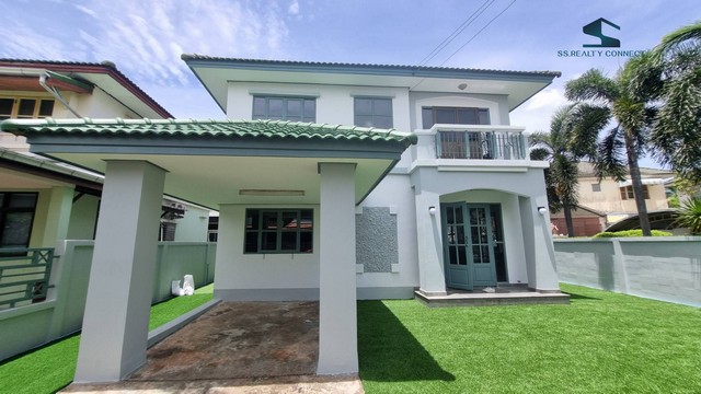 บ้านเดี่ยว 62 ตร.ว. พระราม 2 ปรับปรุงใหม่พร้อมอยู่ ราคาเพียง 3.3 ล้านบาท!ขายบ้านเดี่ยว 2 ชั้น ม.สิรินดา บางกระดี่ 34 หลังใหญ่ พื้นที่เยอะ ปรับปรุงใหม่หมดทั้งหลัง ทาสีใหม่ เปลี่ยนสุขภัณฑ์ ต่อเติมครัวบิวท์อินและโรงรถเรียบร้อย/ 3 ห้องนอน 2 ห้องน้ำ 2 ที่จอดรถ พร้อมชุด Built in ไม้สัก/ ทำเลดี ใกล้ทางด่วนวงแหวนตะวันตก & ถ.กัลปพฤกษ์/ โครงการปลอดภัย มี รปภ. และสวนหย่อมคุ้มกว่านี้ไม